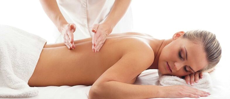 масаж як спосіб лікування болю в попереку